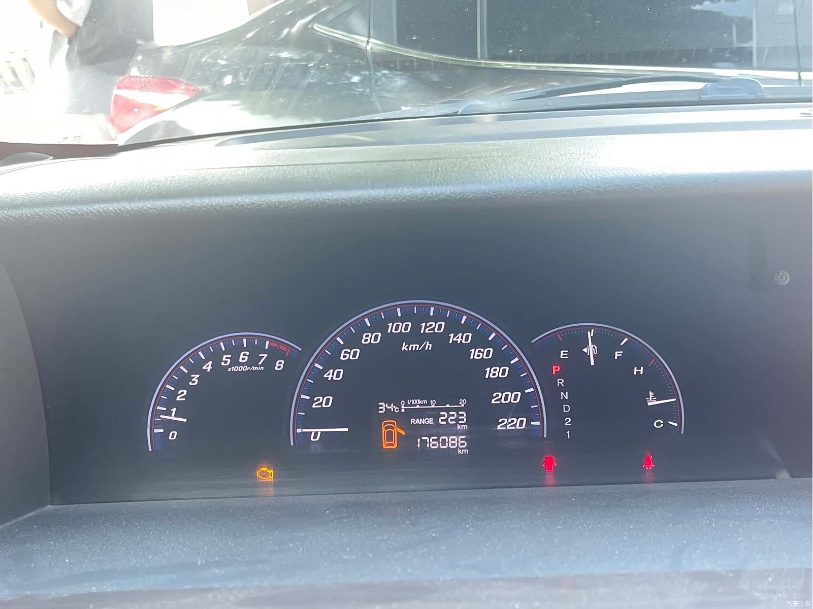 Honda Elysion, 2013 4