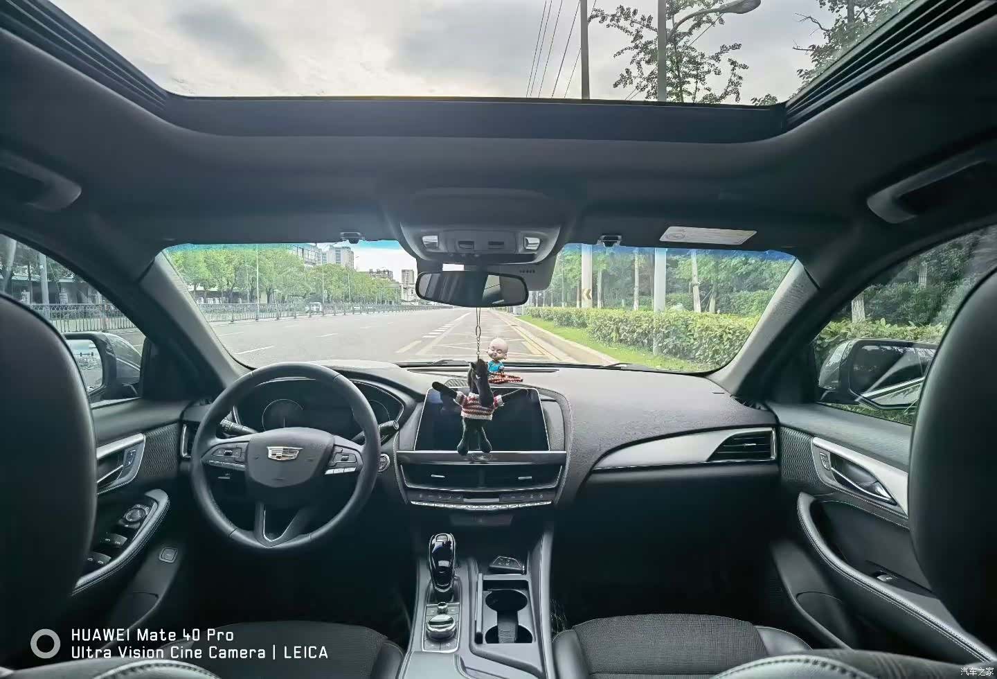 Cadillac CT5, 2022 все фото