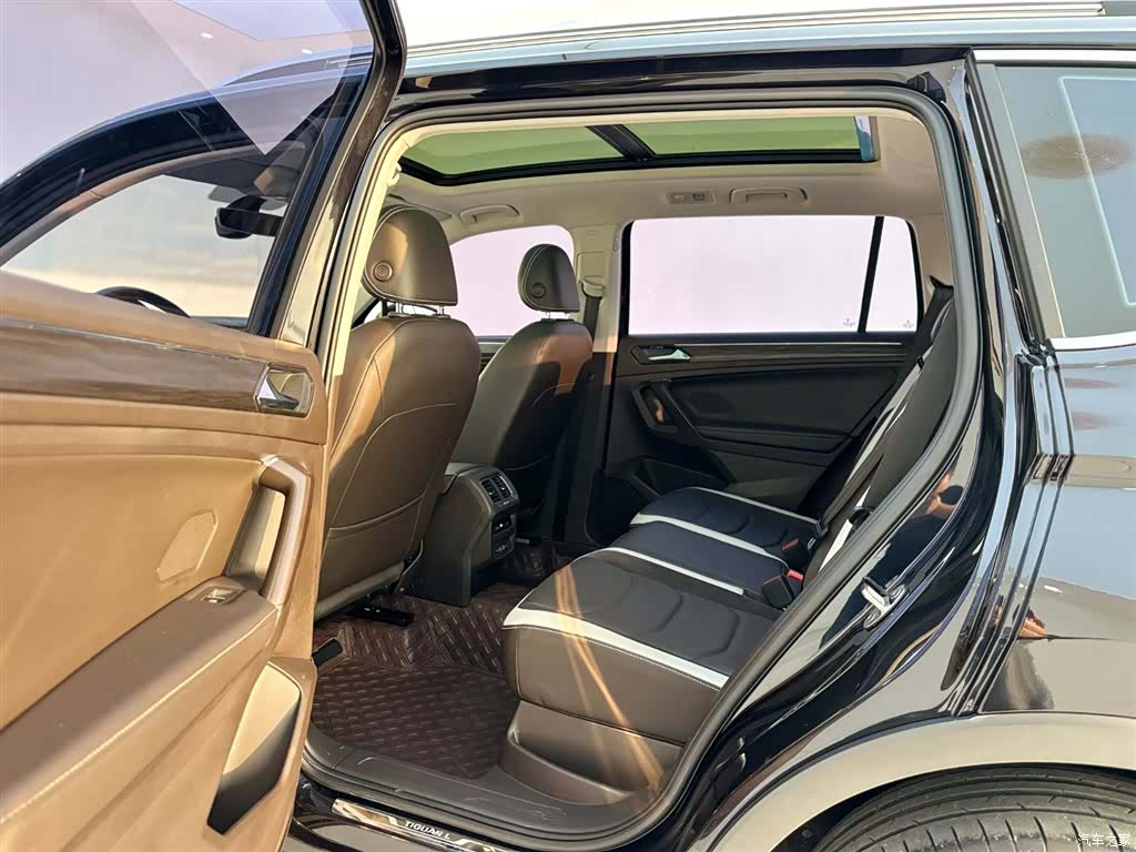 Volkswagen Tiguan L, 2018 14