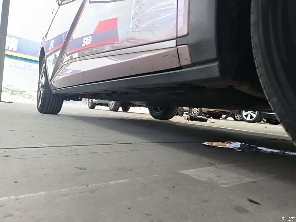 BYD Dolphin, 2022 21