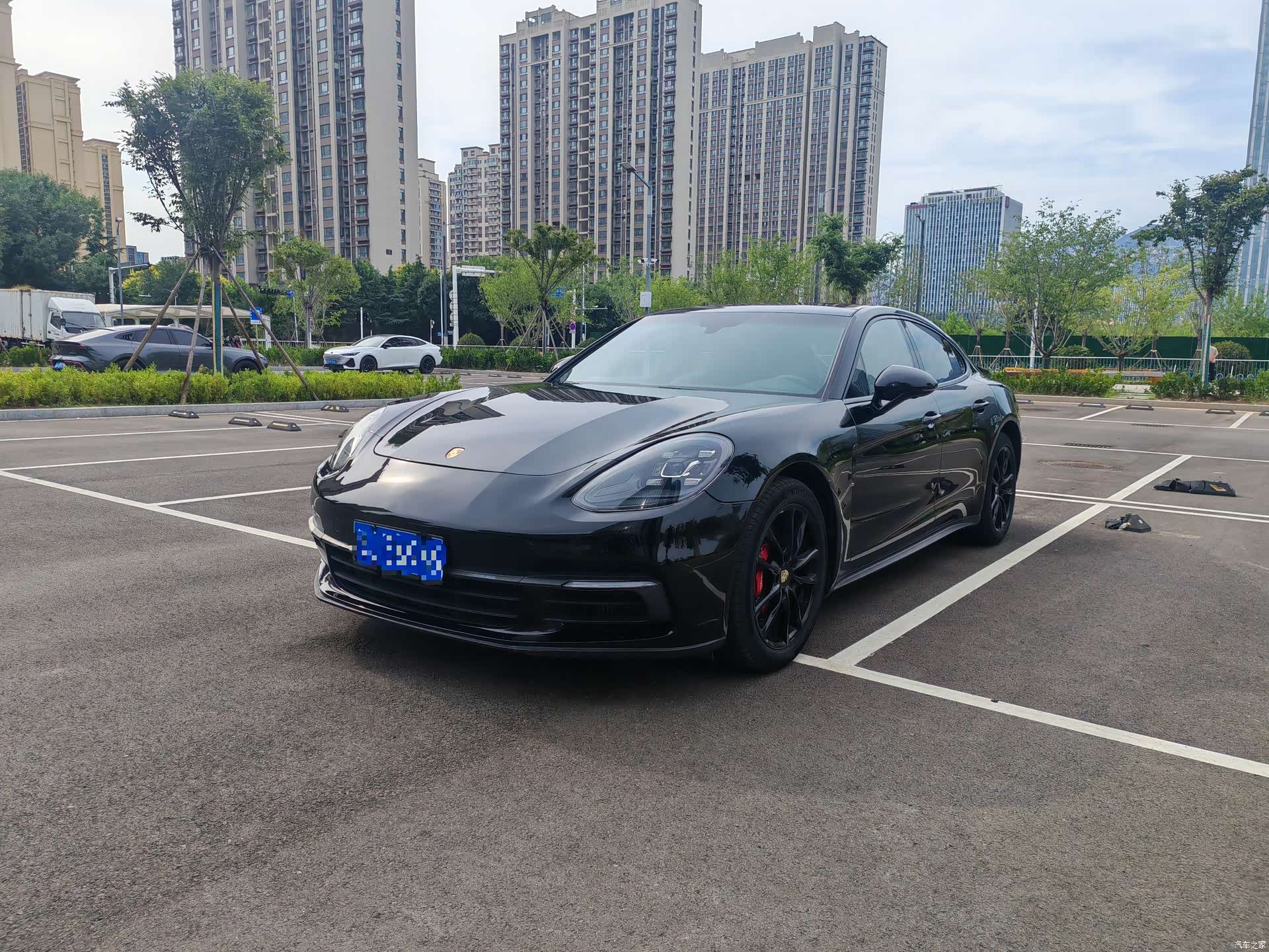 Porsche Panamera, 2020 1