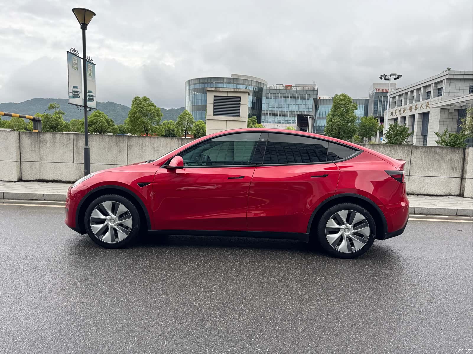 Tesla Model Y, 2022 7