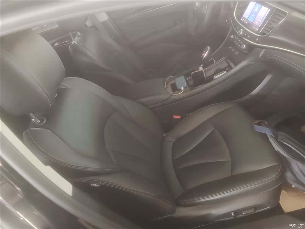 Buick LaCrosse, 2022 19