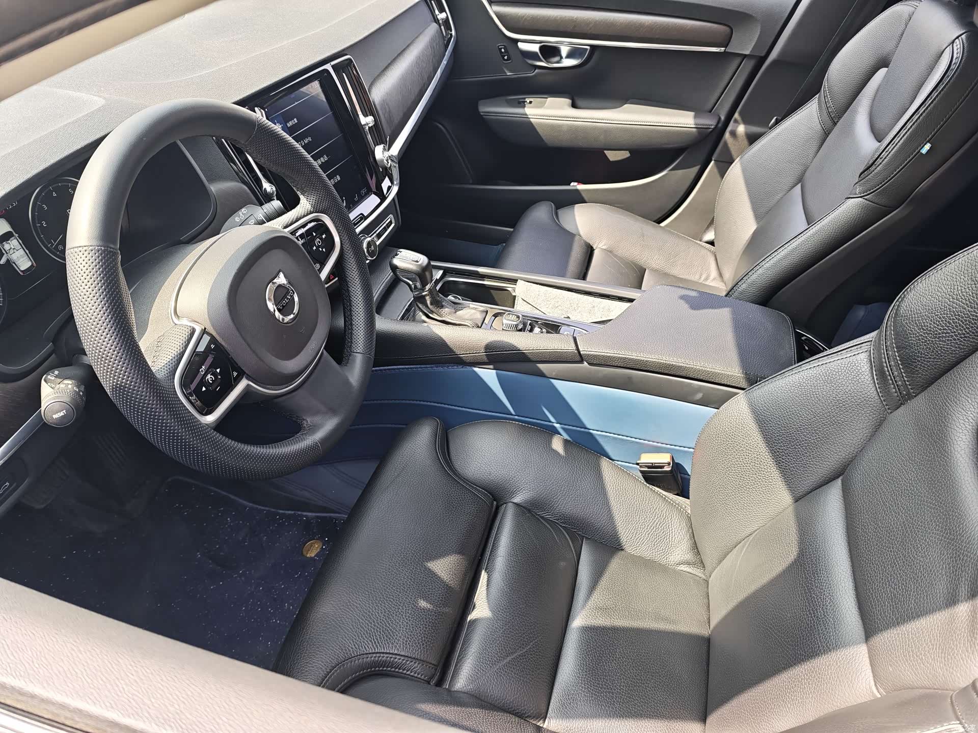 Volvo V90, 2018 17