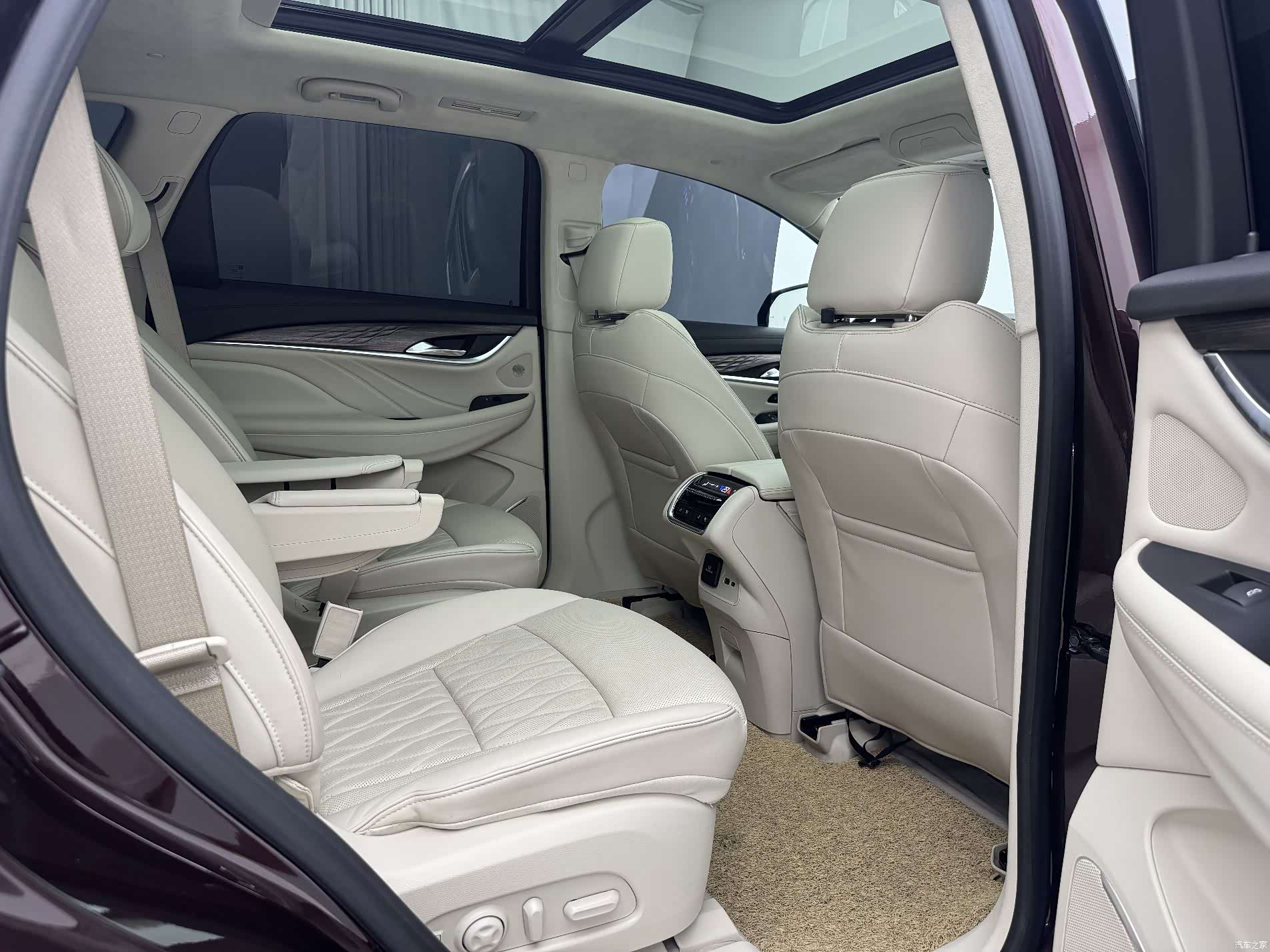 Buick Enclave, 2021 46