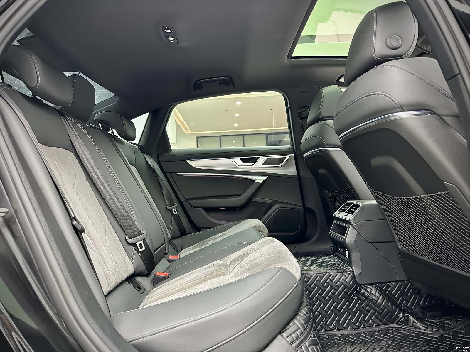 Audi A6L, 2023 16