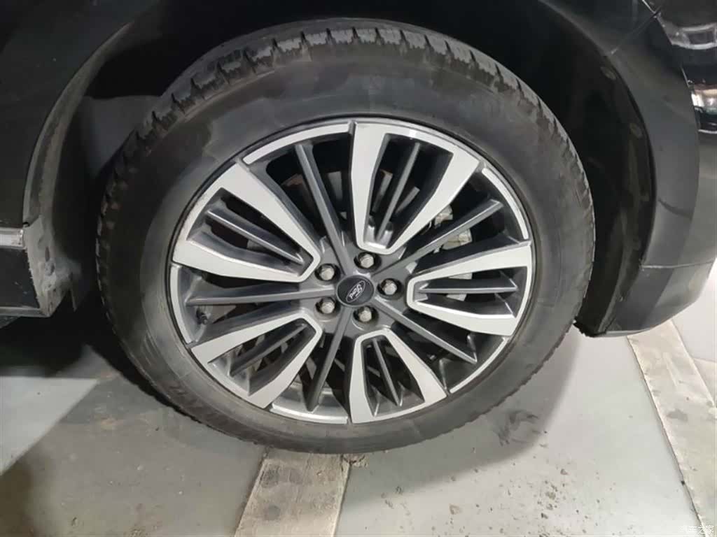 Ford Edge, 2021 12