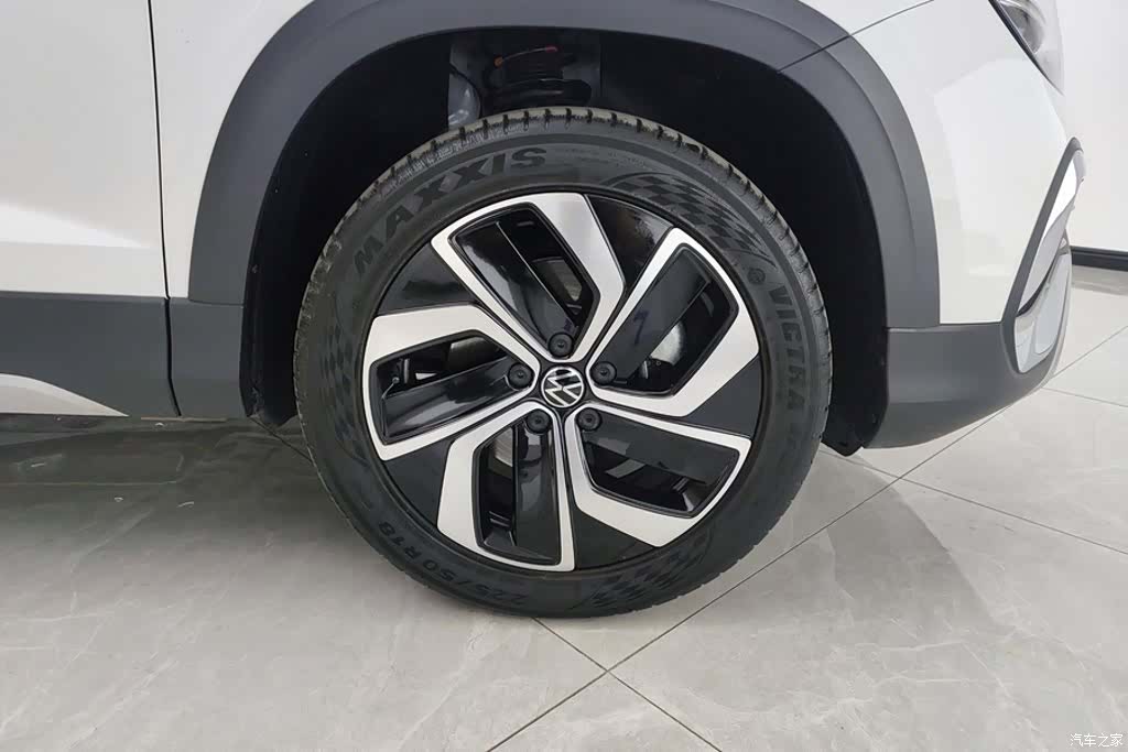 Volkswagen Tharu, 2025 6
