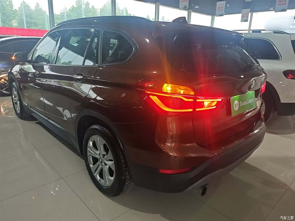BMW X1, 2016 все фото