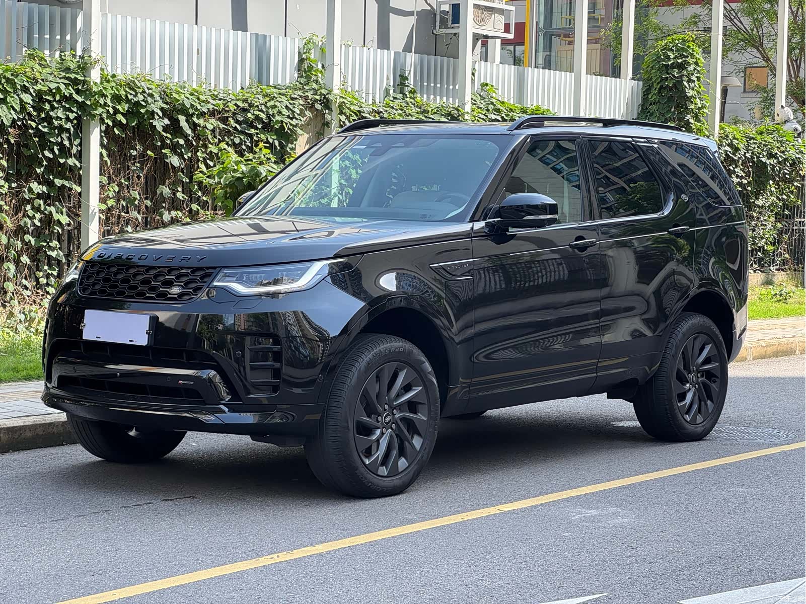 Land Rover Discovery, 2023 1