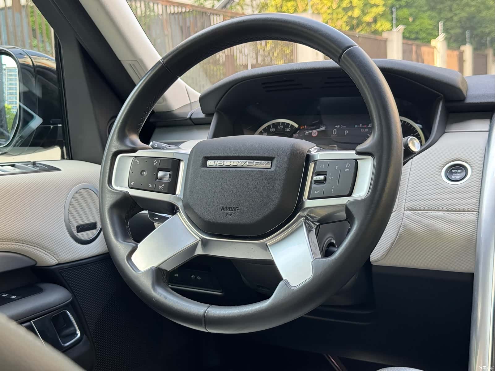 Land Rover Discovery, 2023 22