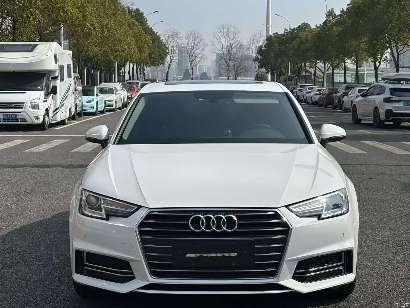 Audi A4L, 2019 2