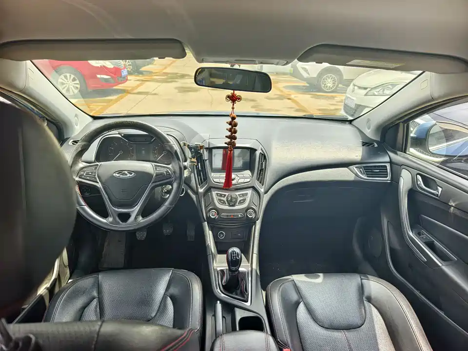Chery Arrizo 5