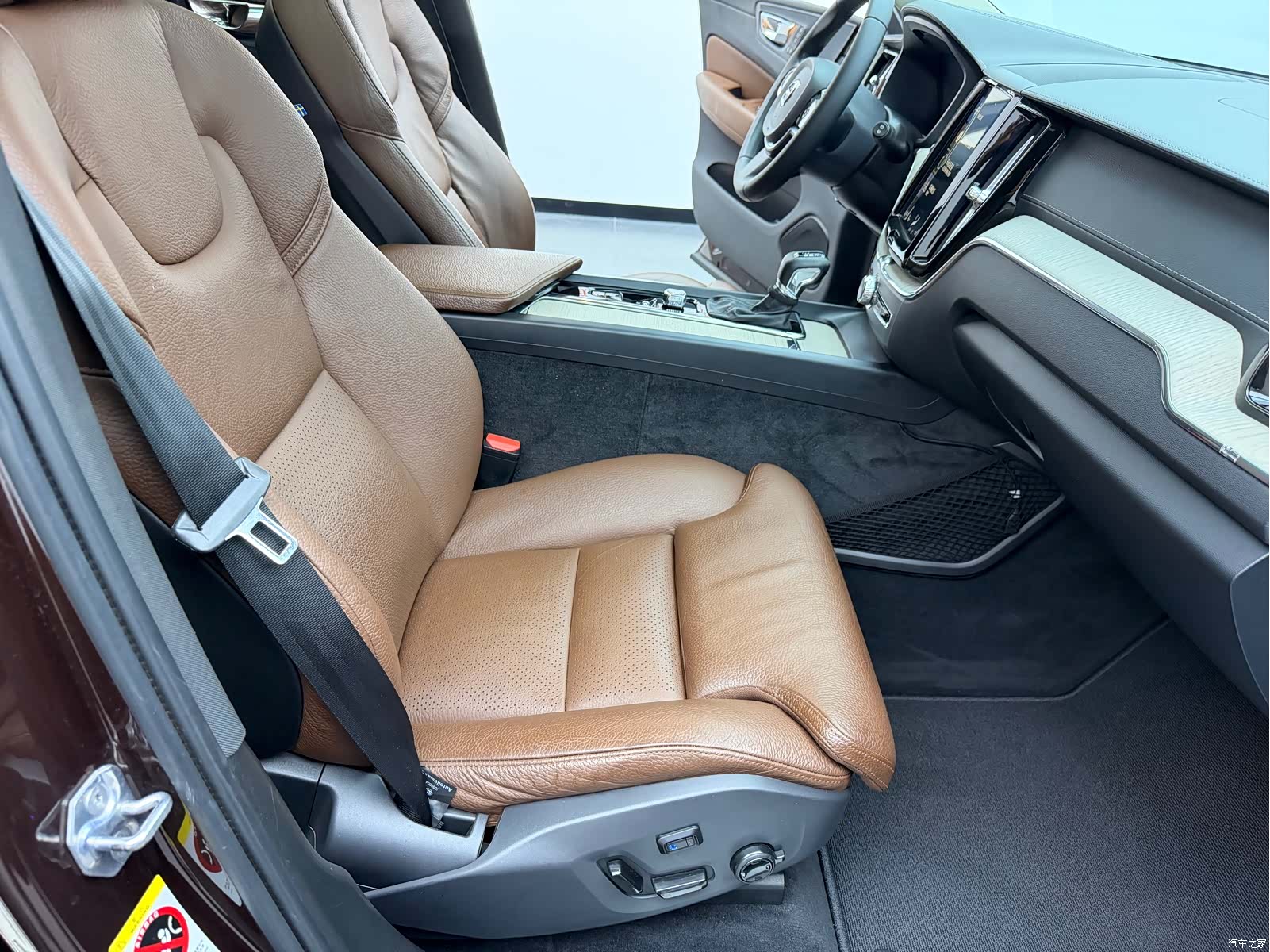 Volvo XC60, 2019 22