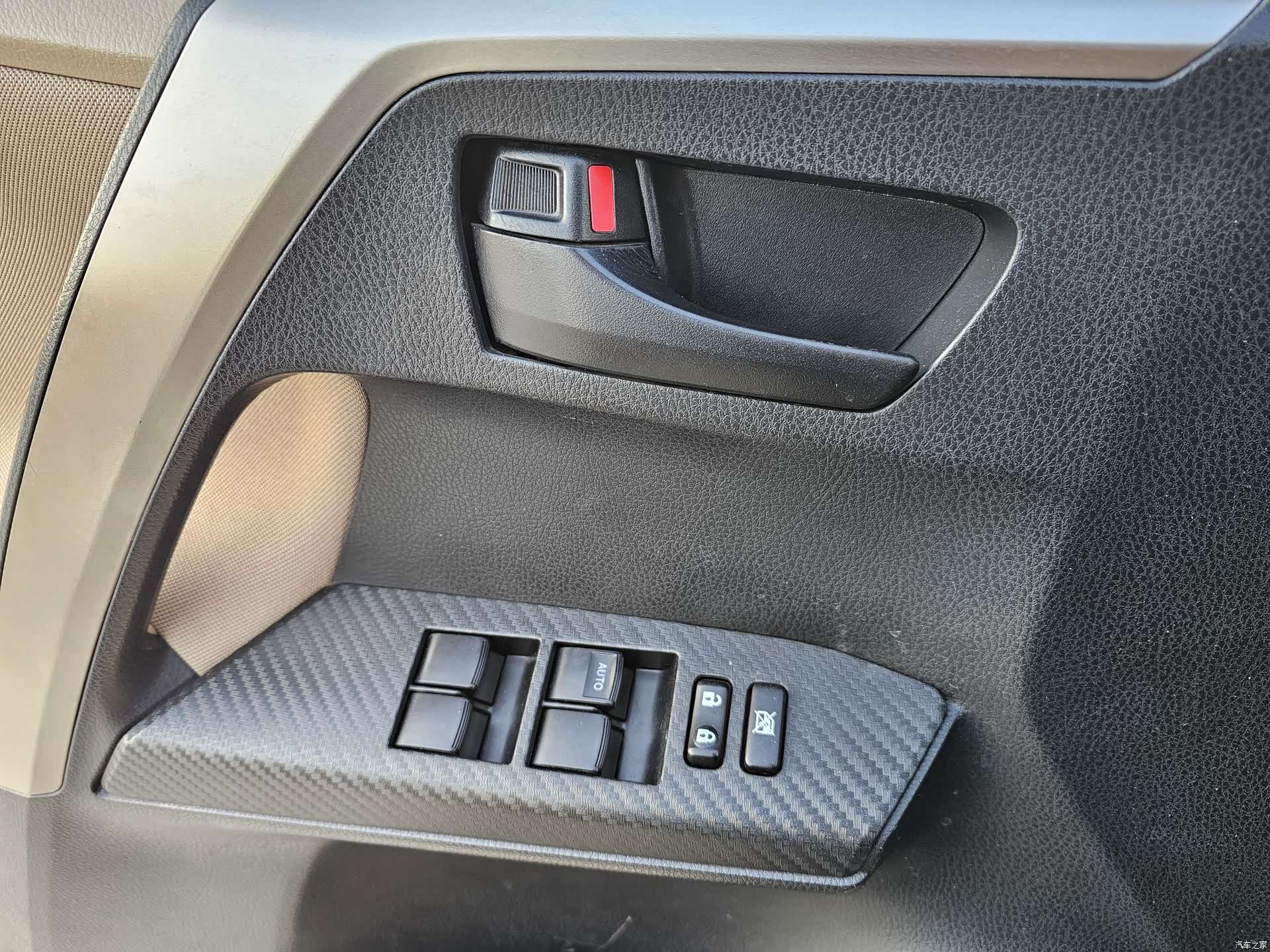 Toyota RAV4, 2016 12