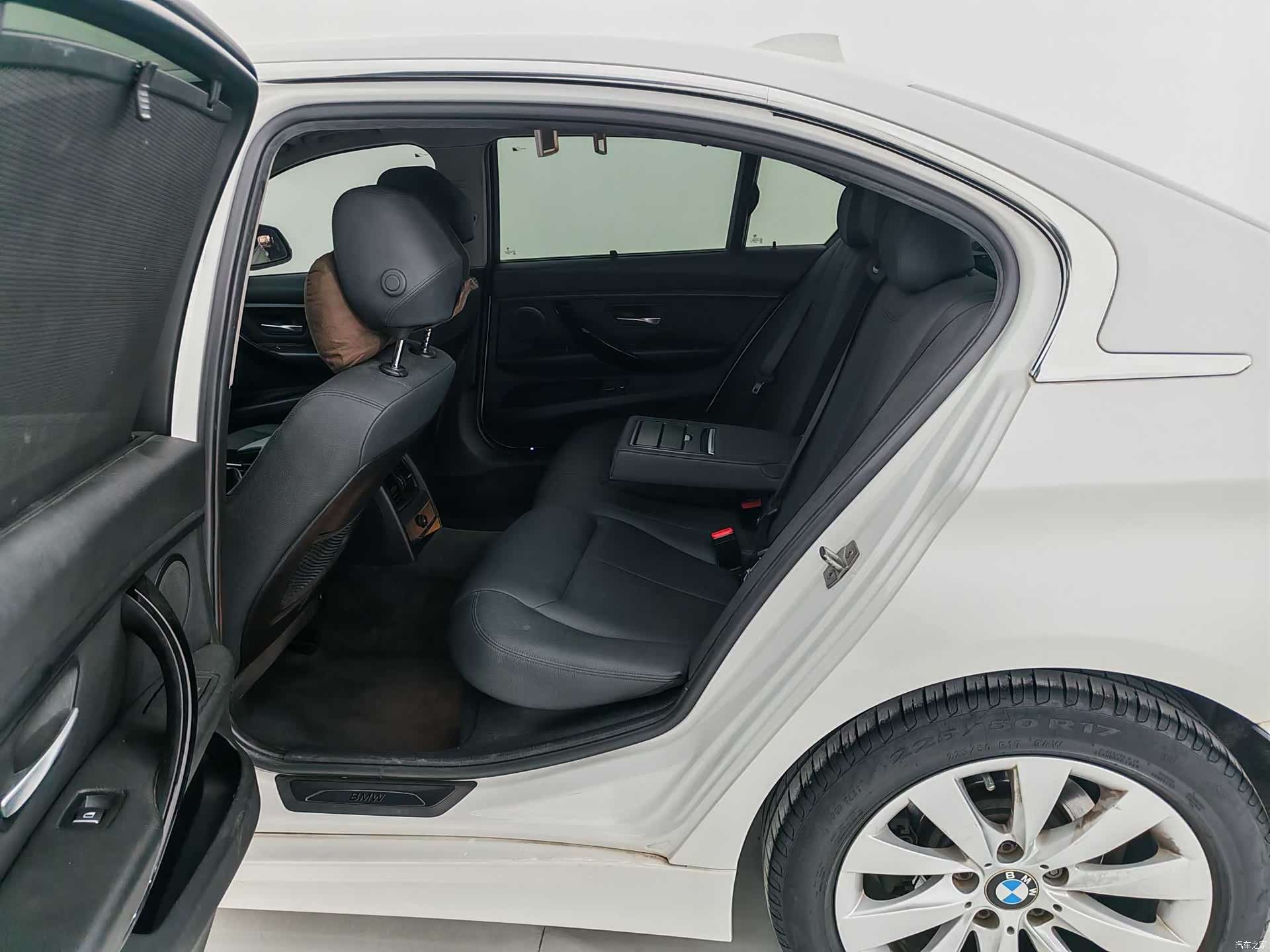 BMW 3 Series, 2017 16