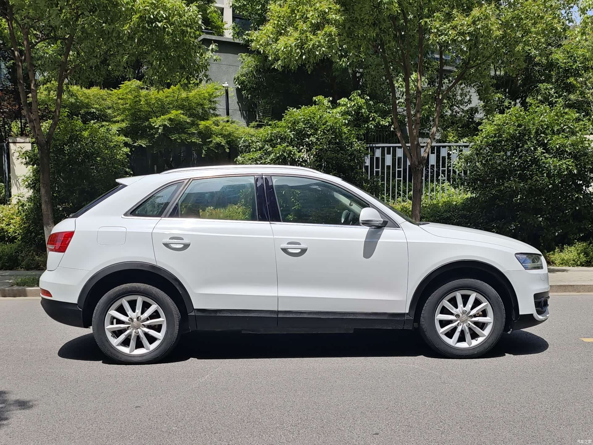 Audi Q3, 2013 6