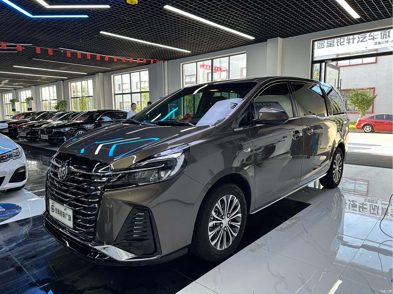 Buick GL8