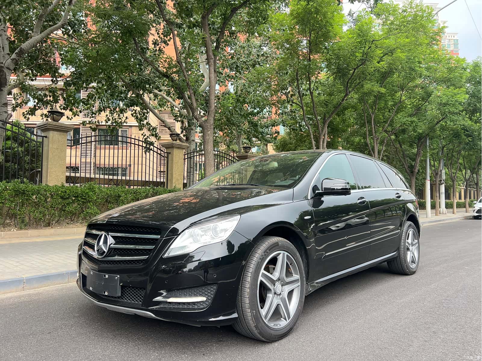 Mercedes-Benz R-Class, 2017 1