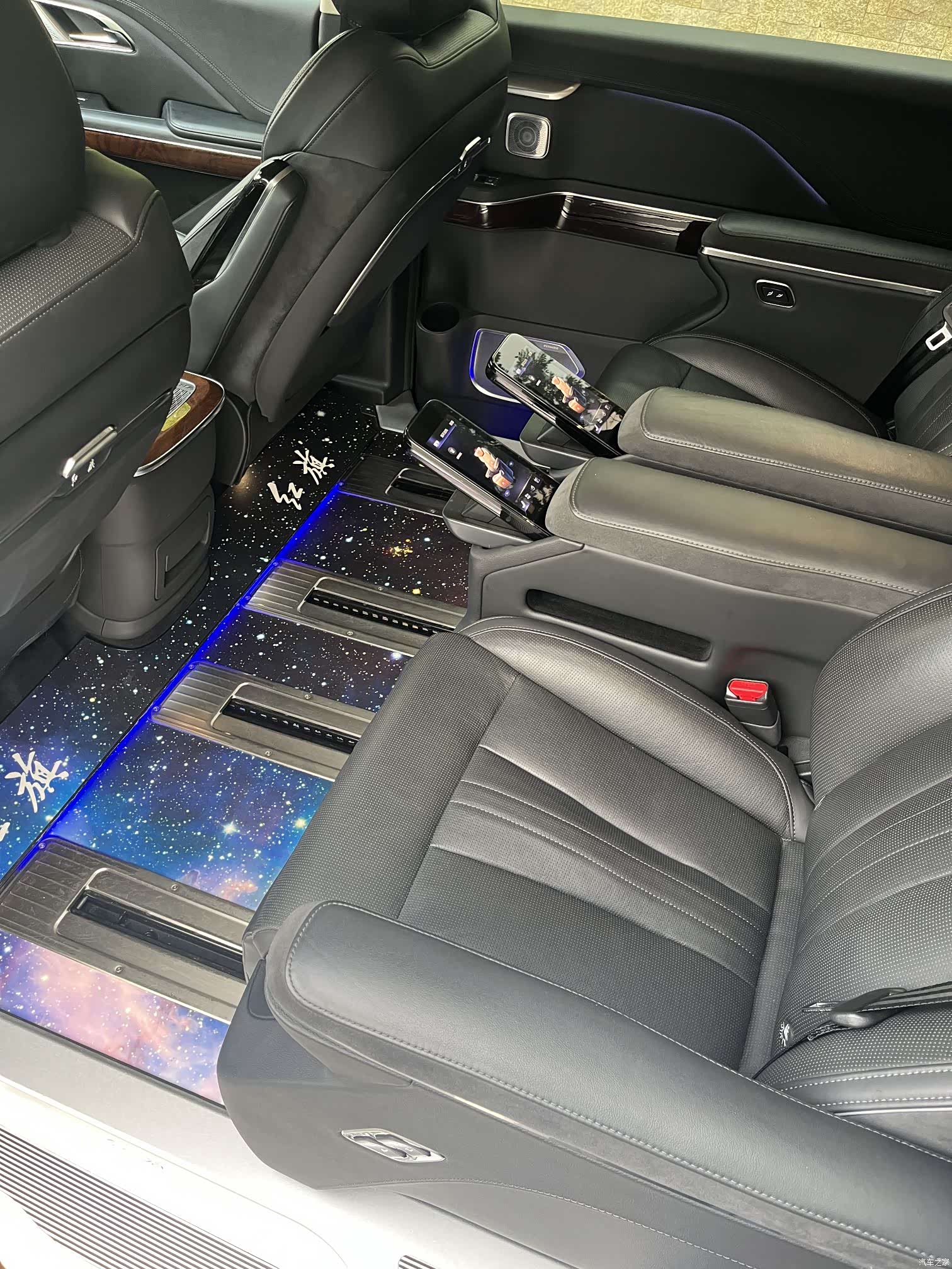 Hongqi HQ9, 2024 7