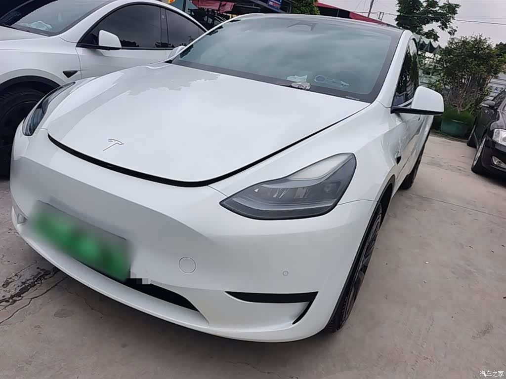 Tesla Model Y, 2024 2