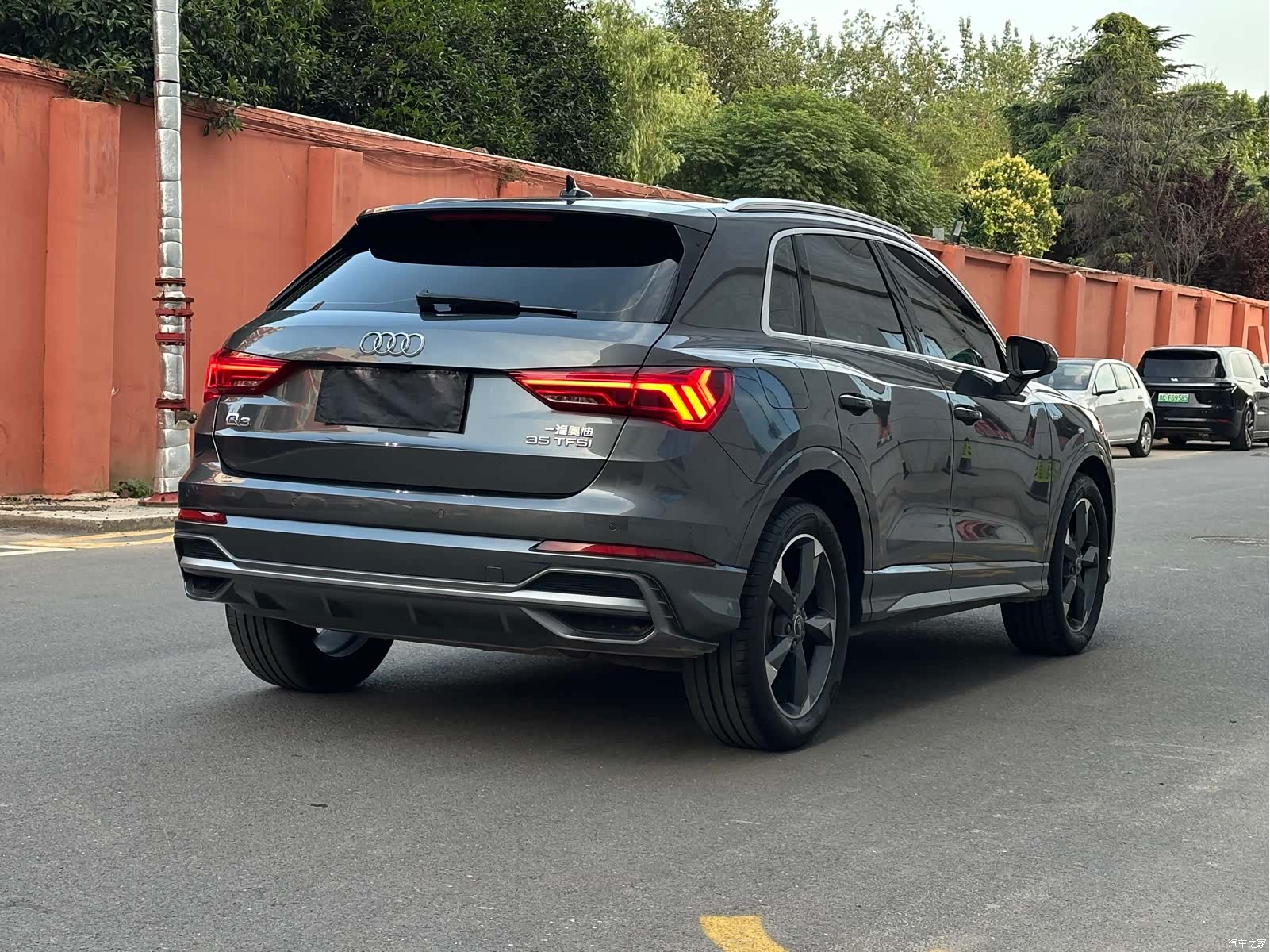 Audi Q3, 2022 4