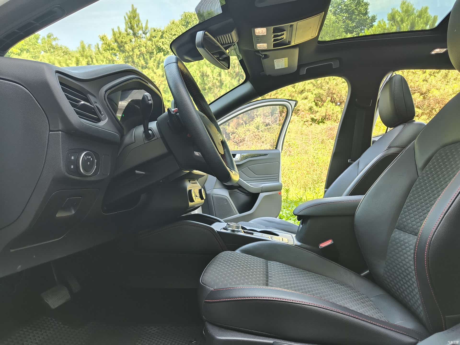 Ford Focus, 2020 4