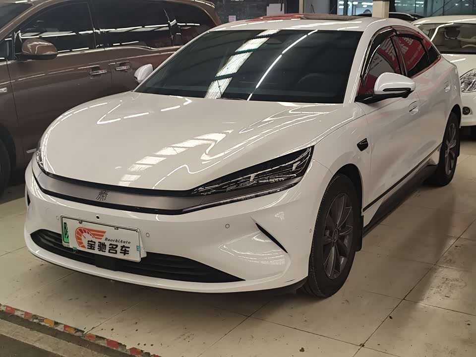 BYD Qin L