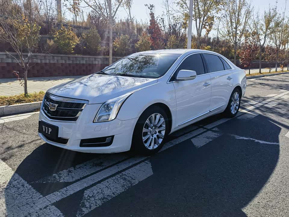 Cadillac XTS