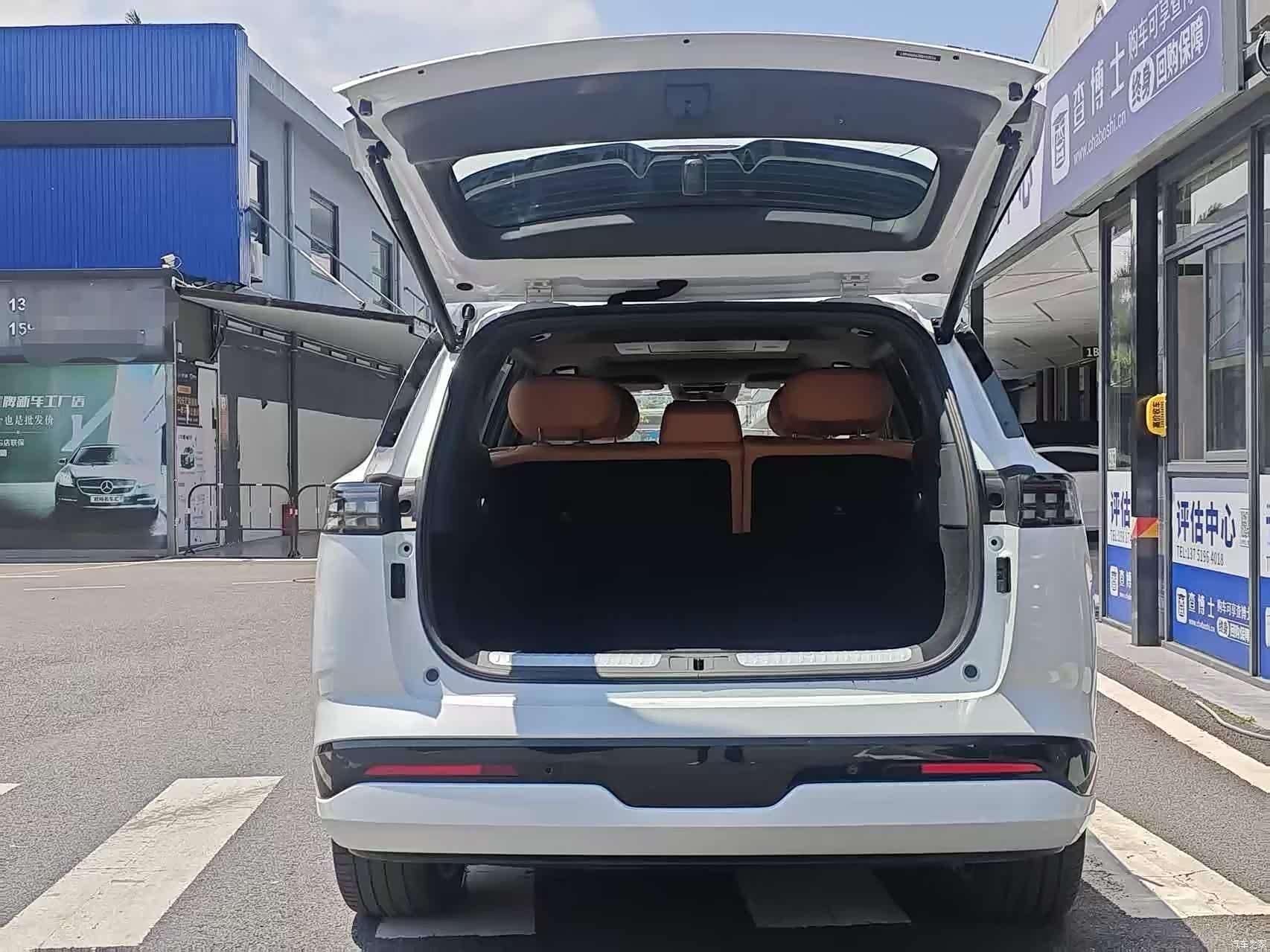 DongFeng eπ008, 2024 18