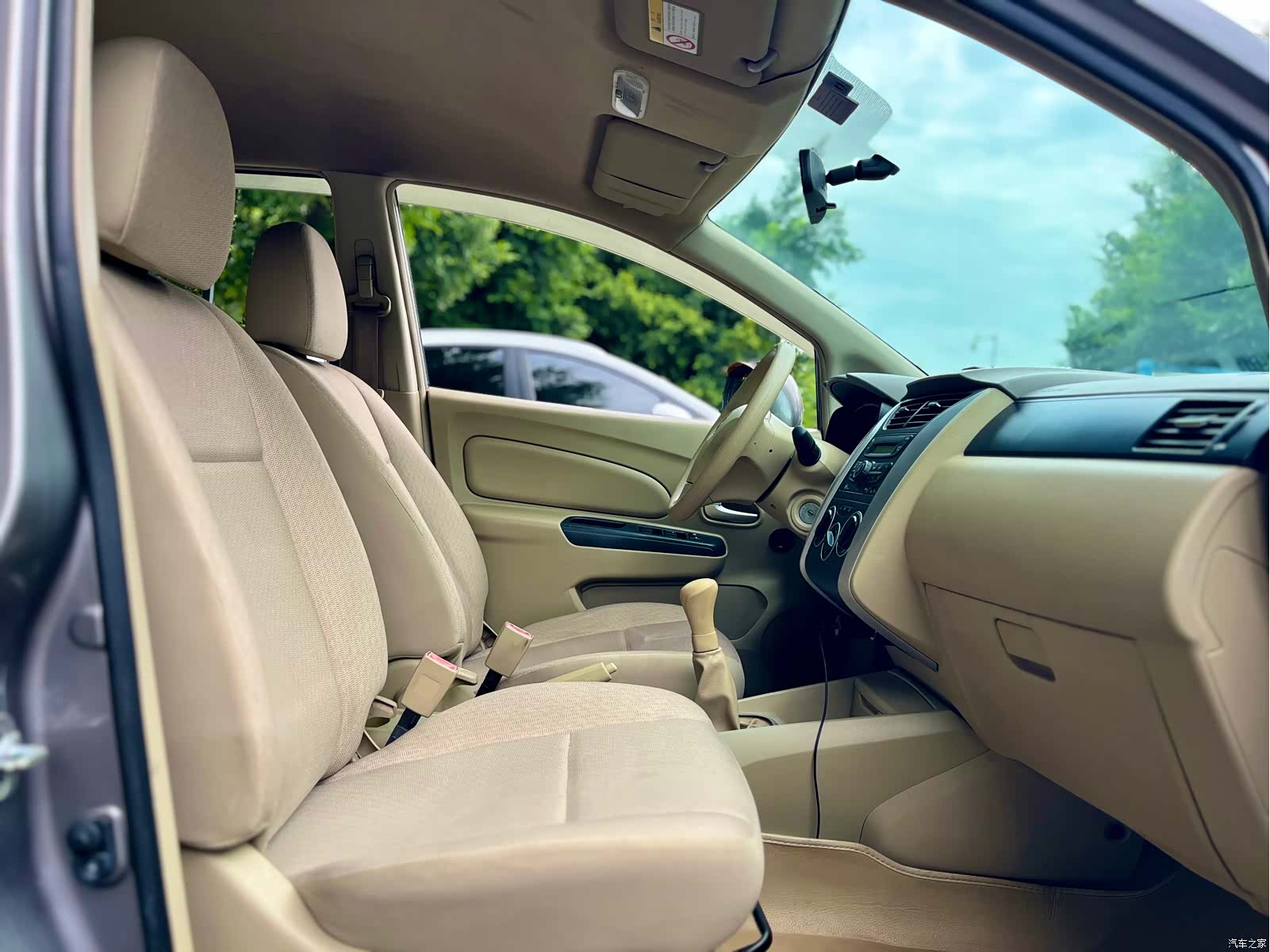 Nissan D50, 2015 16