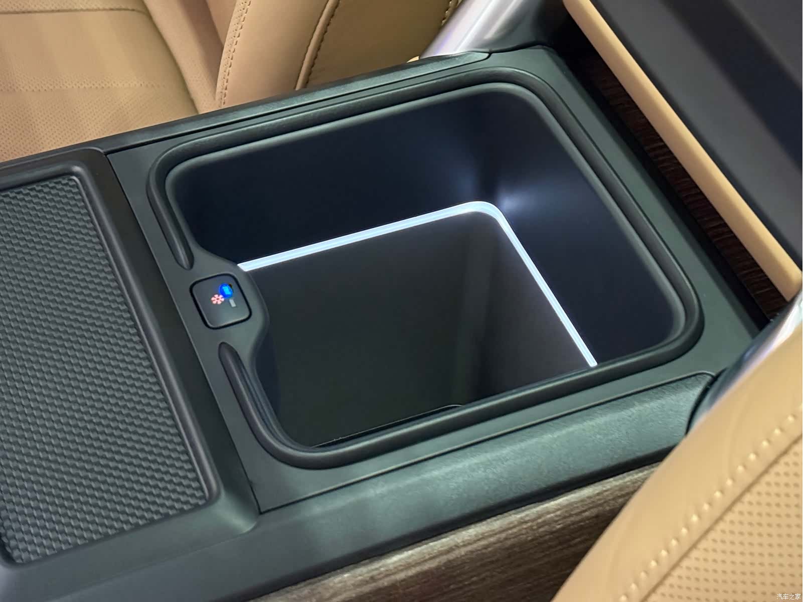 Land Rover Range Rover, 2026 12