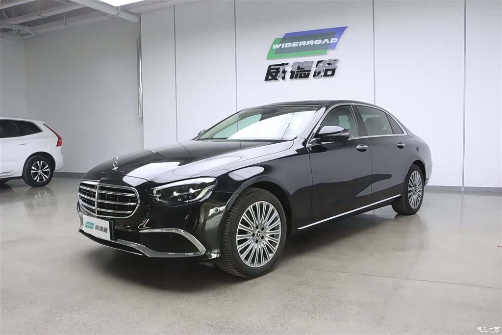 Mercedes-Benz E-Class, 2021 1