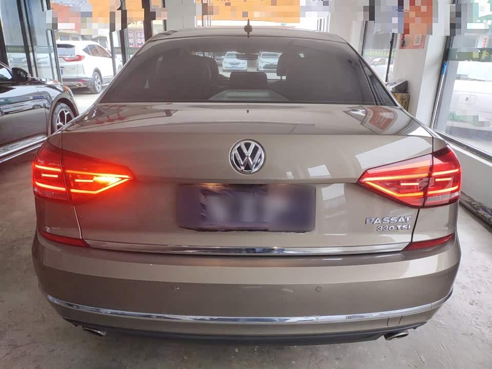Volkswagen Passat