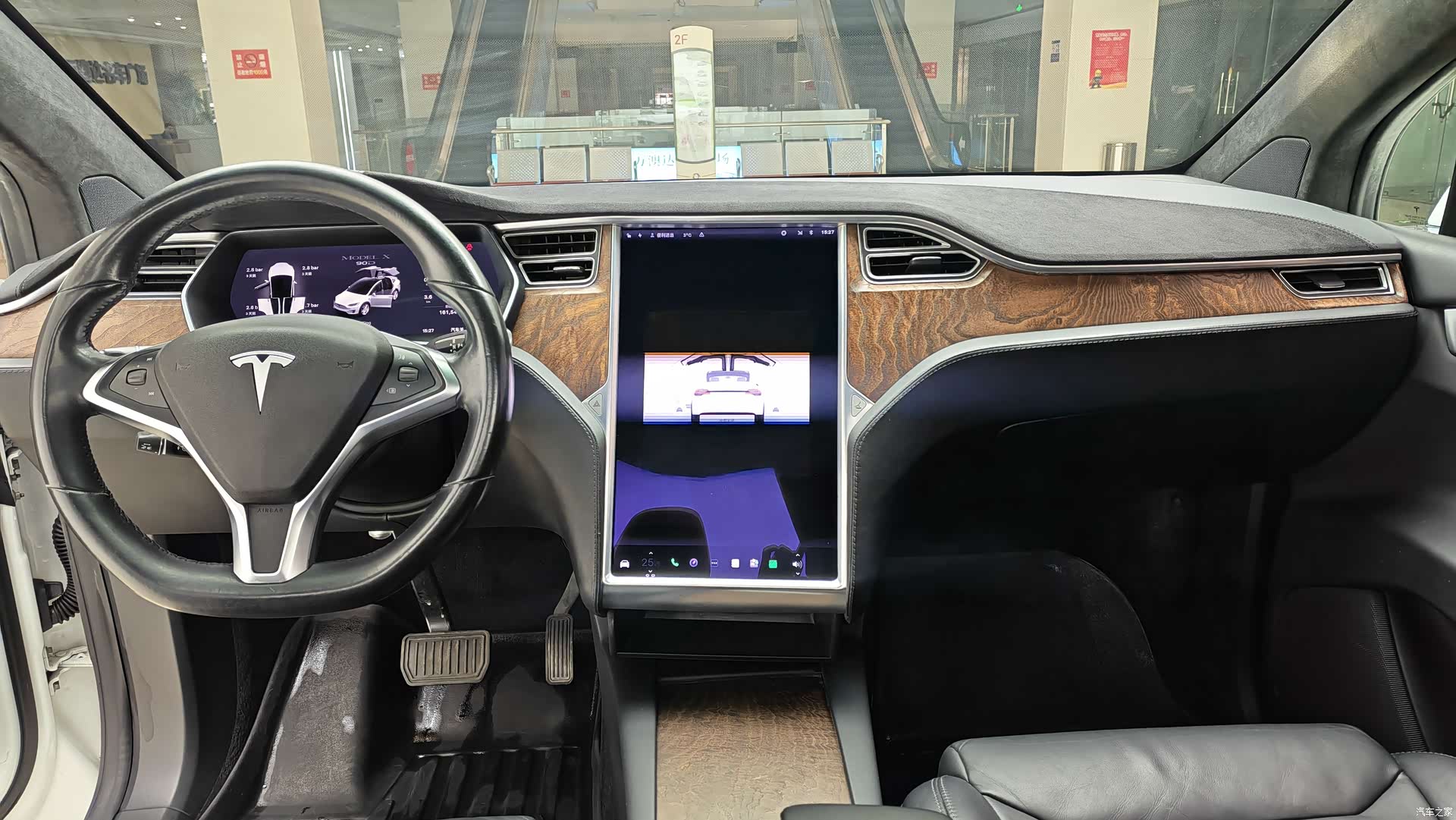 Tesla Model X, 2017 12