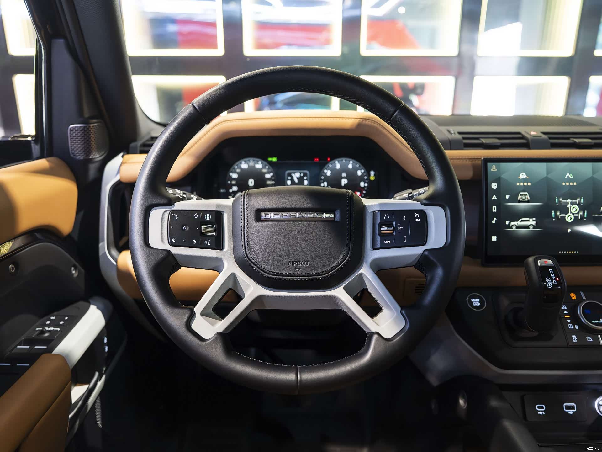 Land Rover Defender, 2024 18