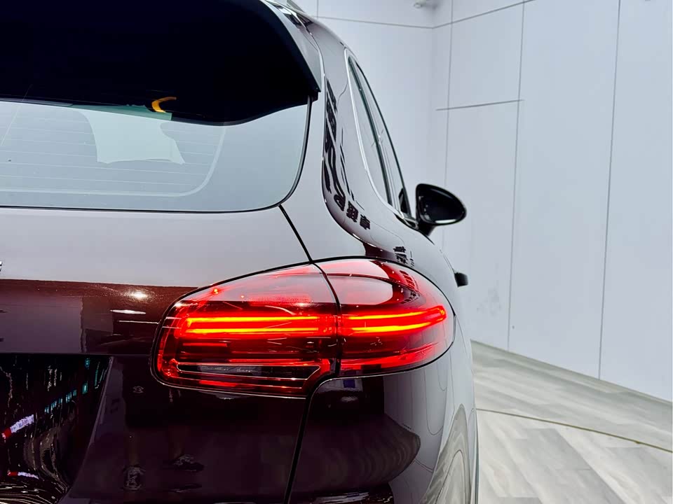 Porsche Cayenne Porsche Cayenne