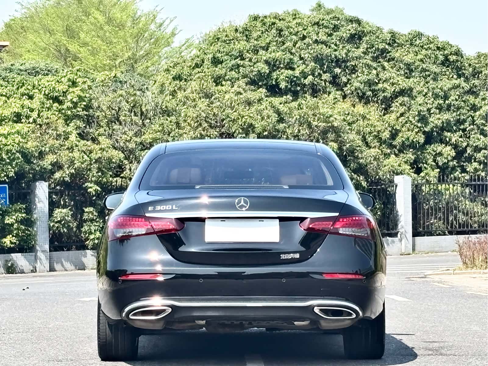 Mercedes-Benz E-Class, 2023 25