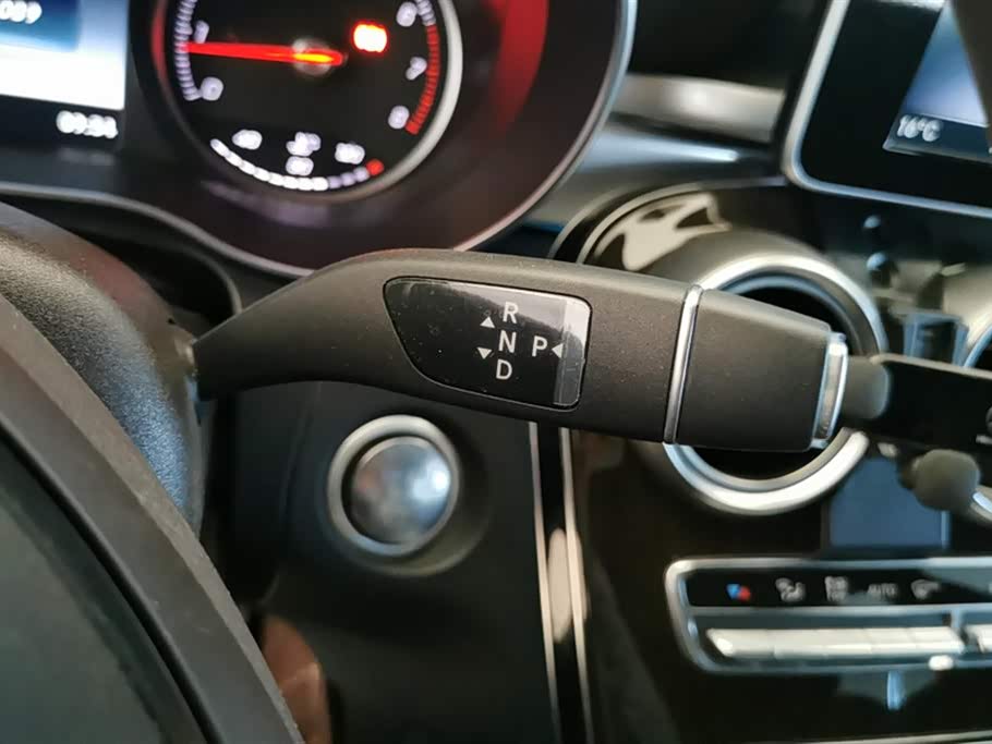 Mercedes-Benz GLC Mercedes-Benz GLC