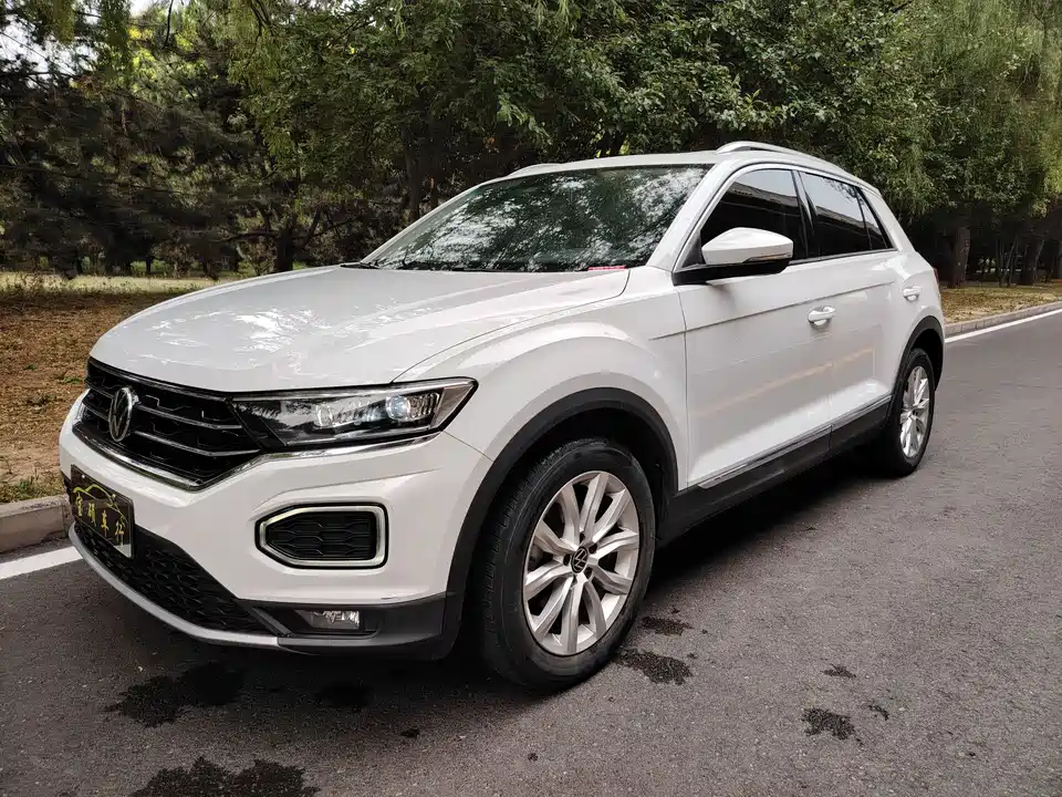 Volkswagen T-ROC exploring Songs