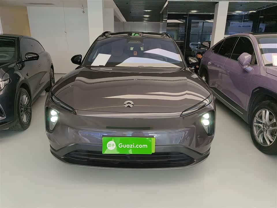 NIO ES6
