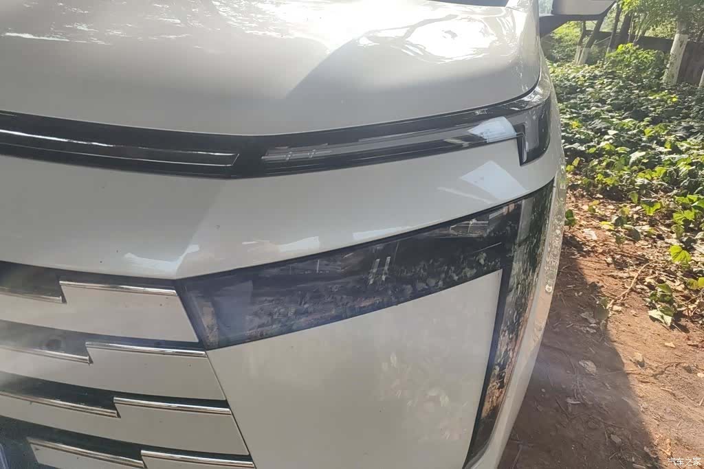 Trumpchi E8, 2025 все фото