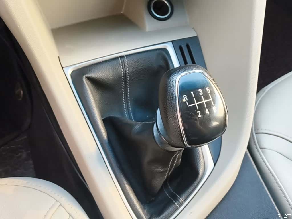 Buick V, 2018 14