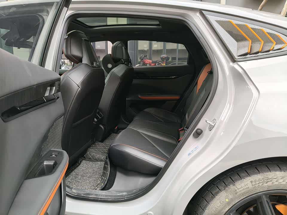 Changan UNI-V