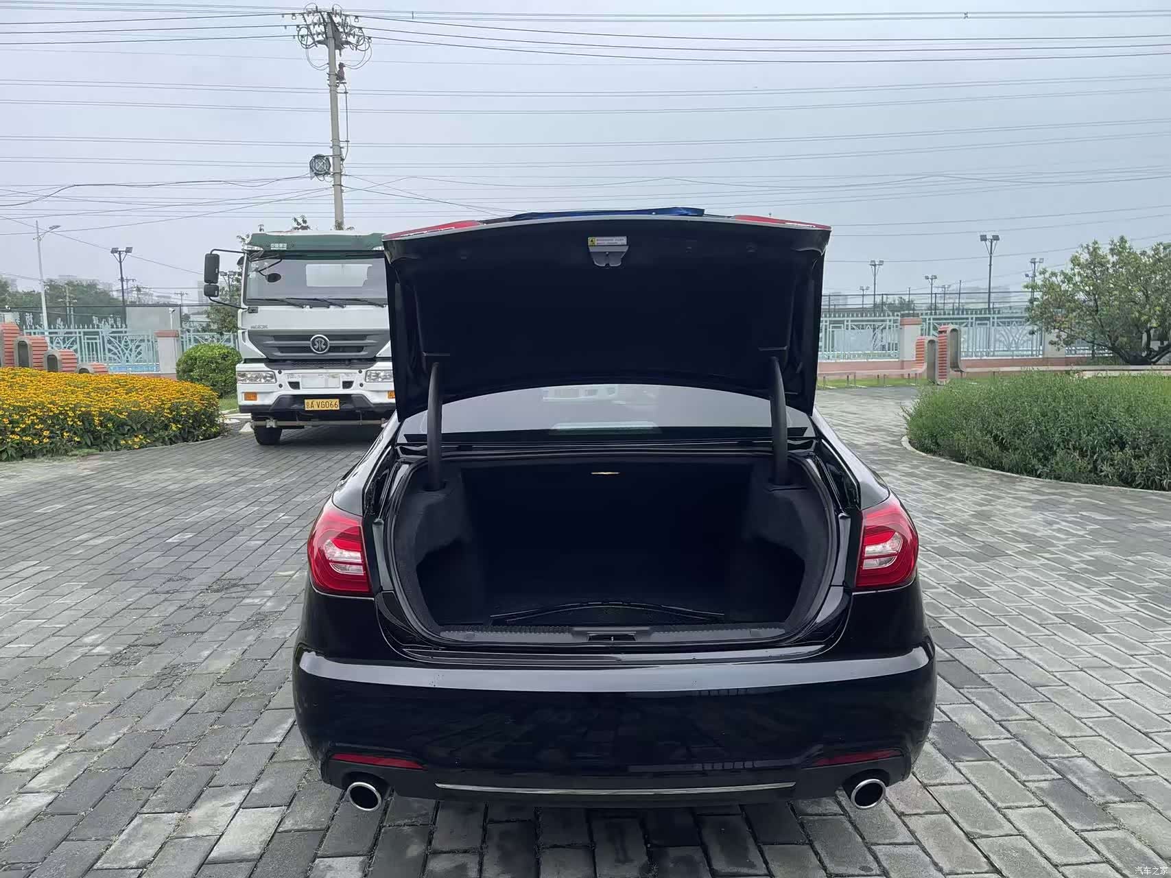 Hongqi H7, 2019 9