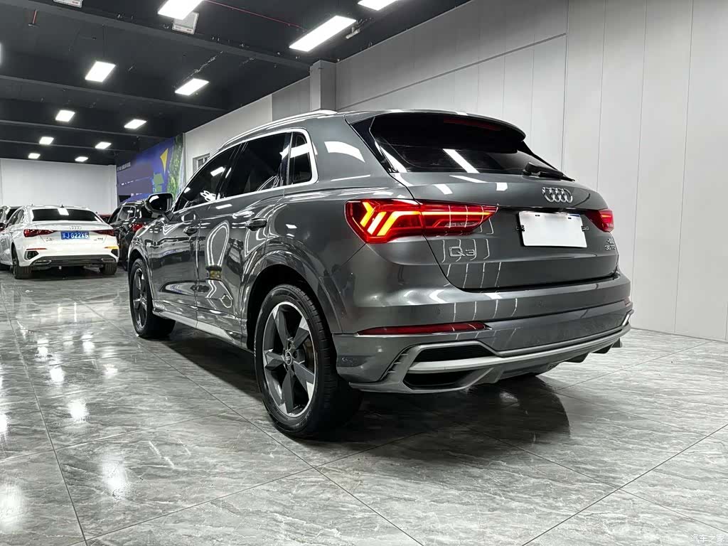 Audi Q3, 2022 6