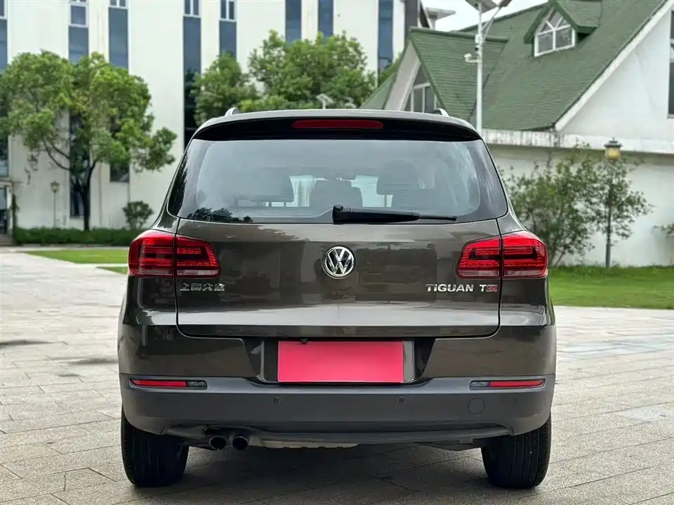 Volkswagen Tiguan Volkswagen Tiguan
