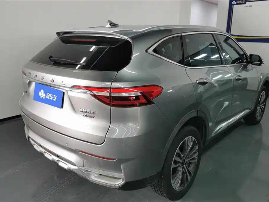 Haval F7