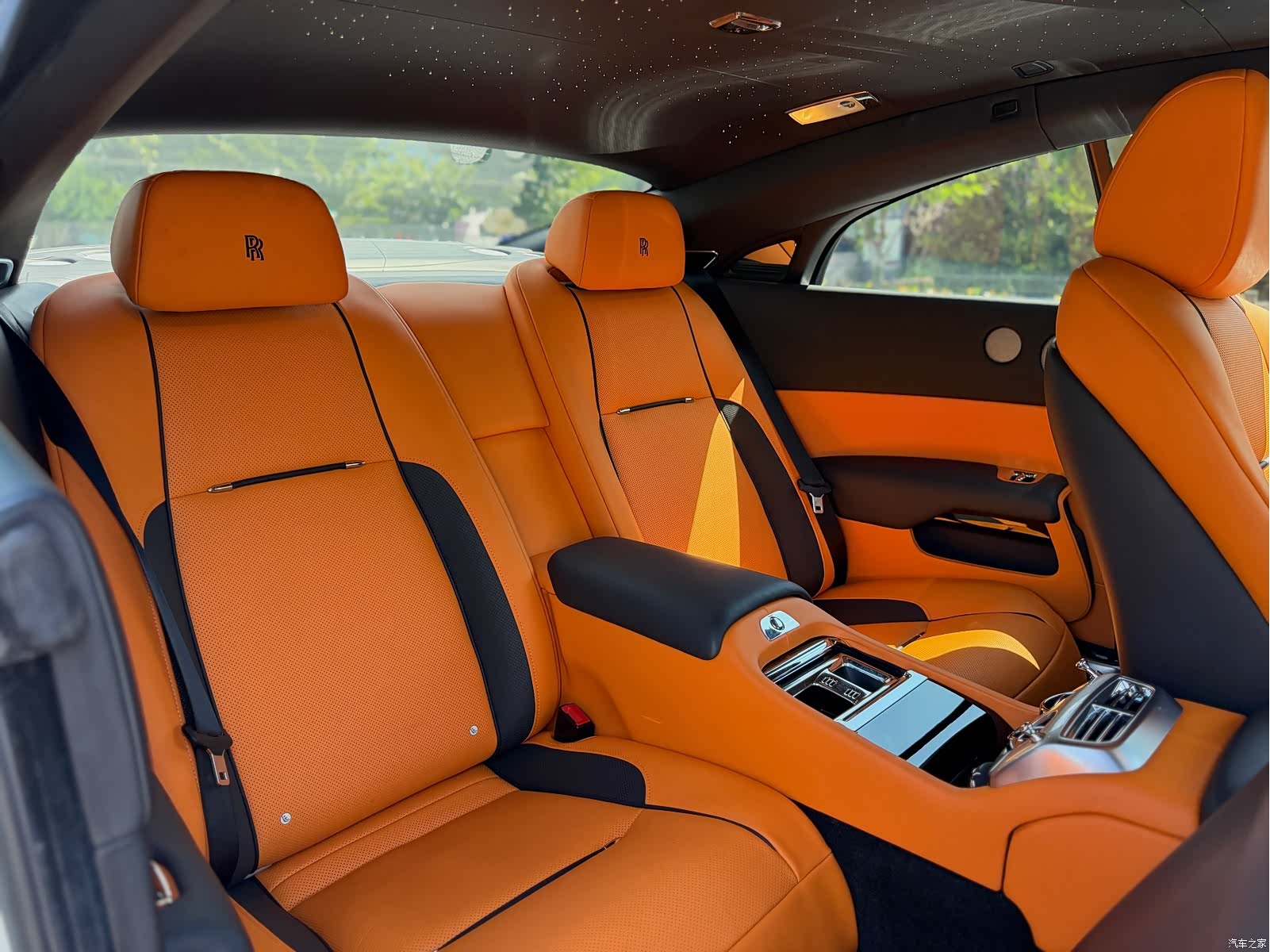 Rolls-Royce Wraith, 2014 18