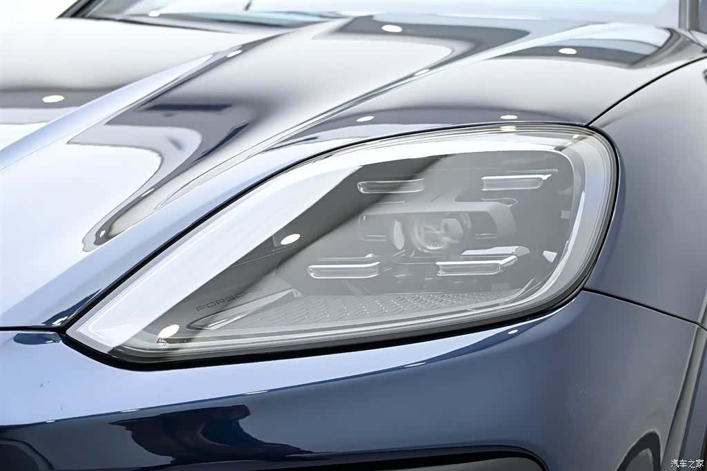 Porsche Cayenne, 2024 9